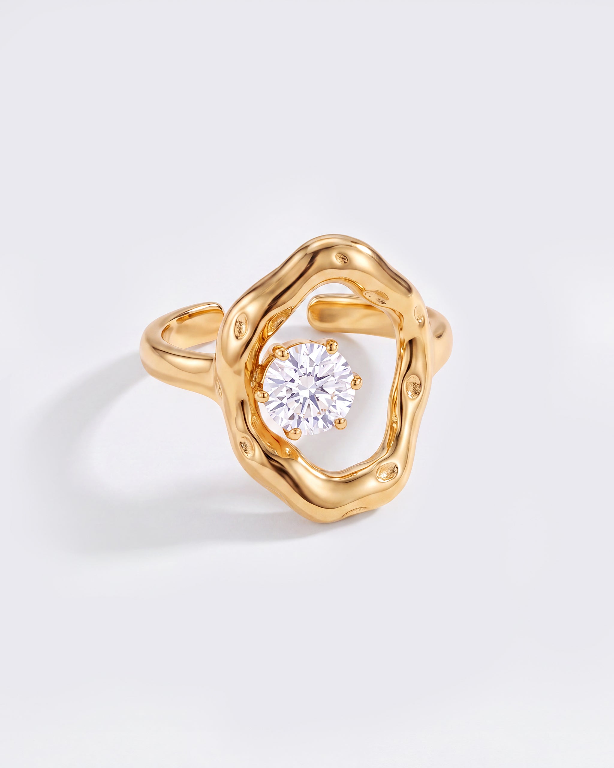 Offener Ring aus 18-karätigem Gold mit Diamant